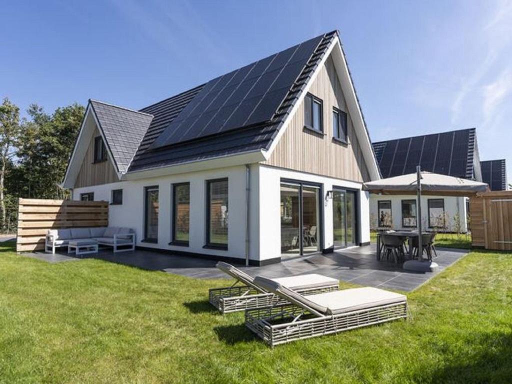Urlaub mit Hund? Entdecke unsere schönsten hundefreundlichen Ferienhäuser mit Garten