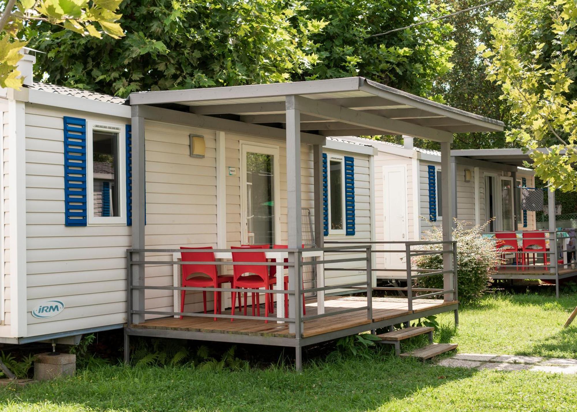 Cannobio Mobilehome: Erleben Sie italienische Gastfreundschaft inmitten der Natur