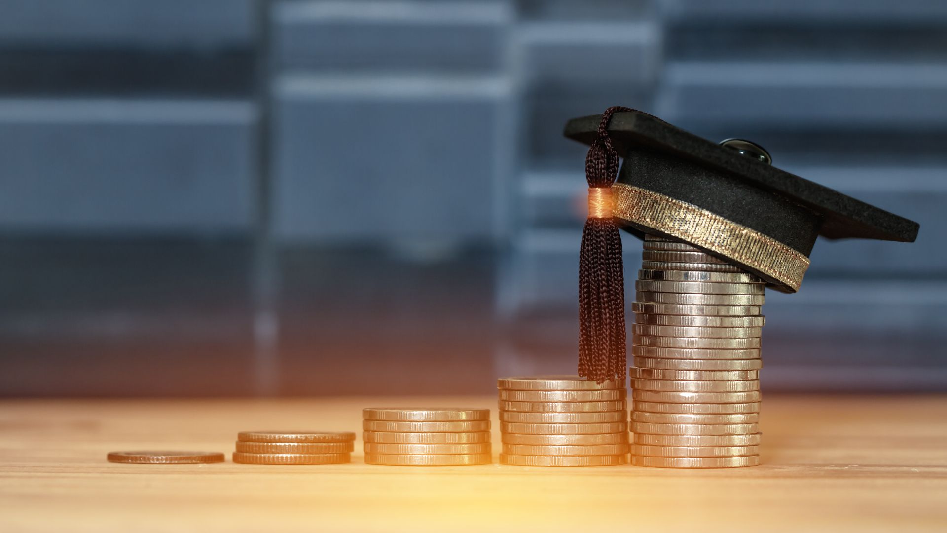 KFZ Versicherung sparen: Kredit für eine bessere Schadenfreiheitsklasse nutzen