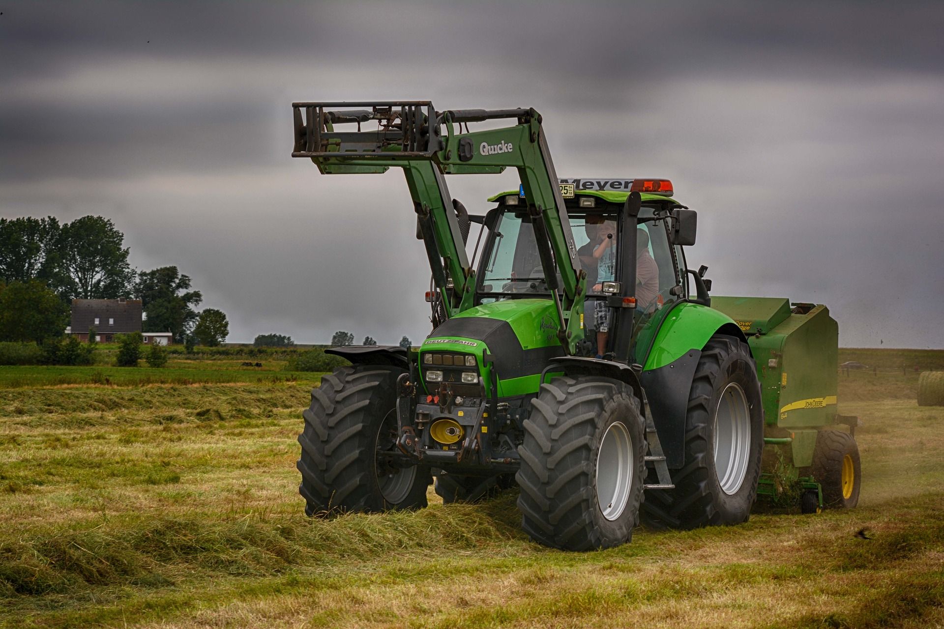 Deutz Fahr Traktoren – Kraft und Komfort auf jedem Feld